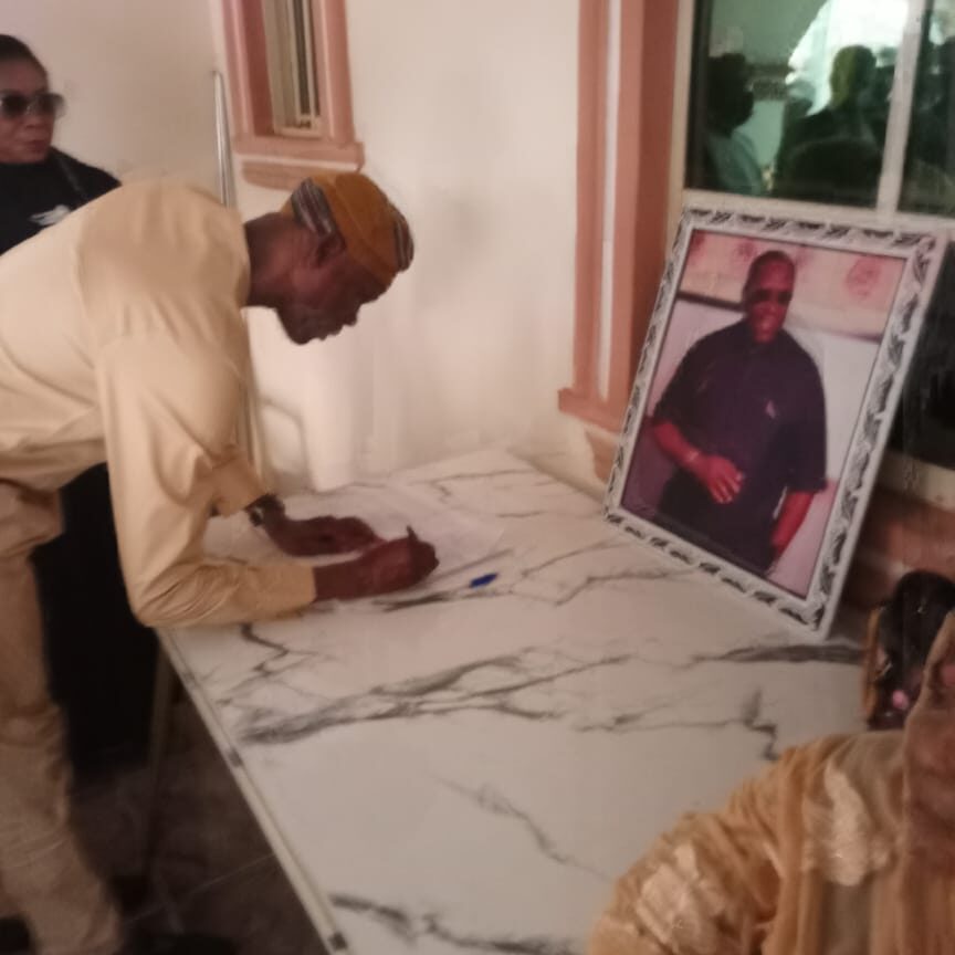 LAGOS STATE AMBASSADOR FOR RENEWED HOPE VISITS THE OGOGO FAMILY.